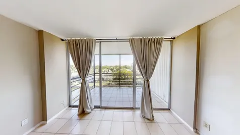 108 Royal Park Drive Oakland Park FL 33309