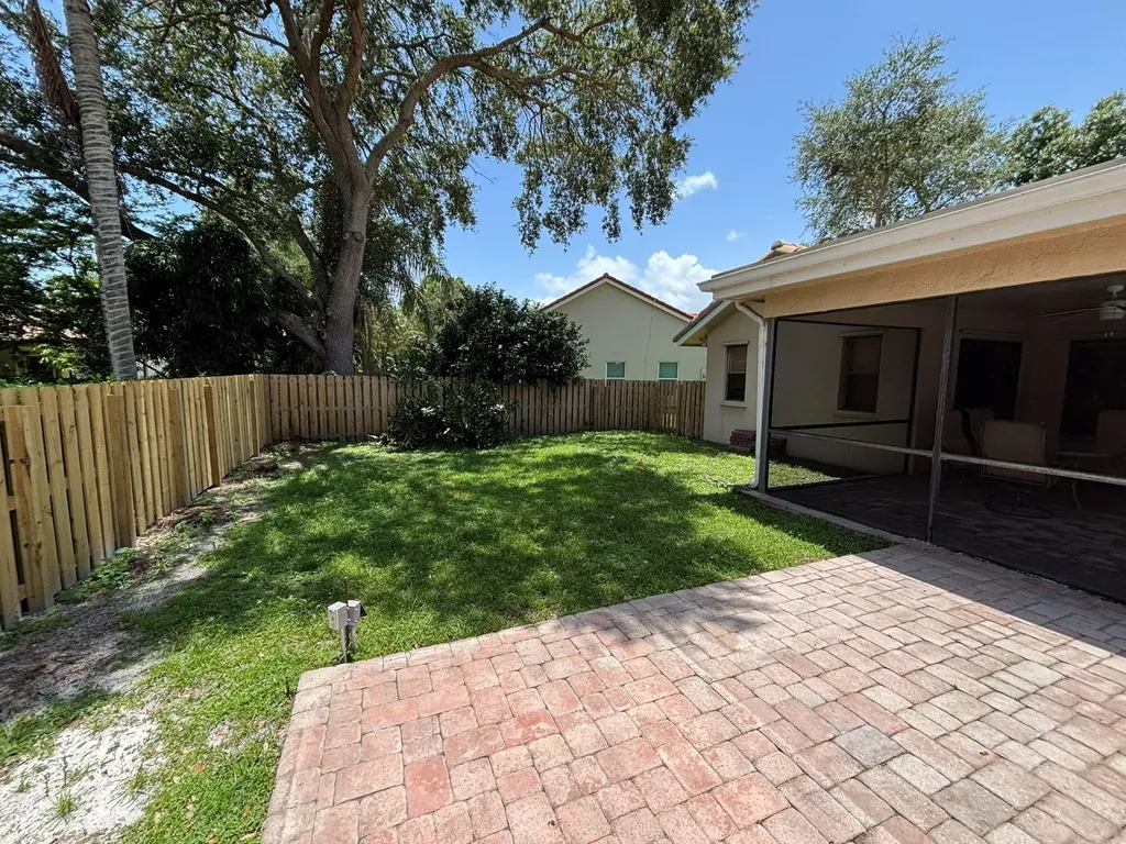 3145 Peachtree Way Davie FL 33328