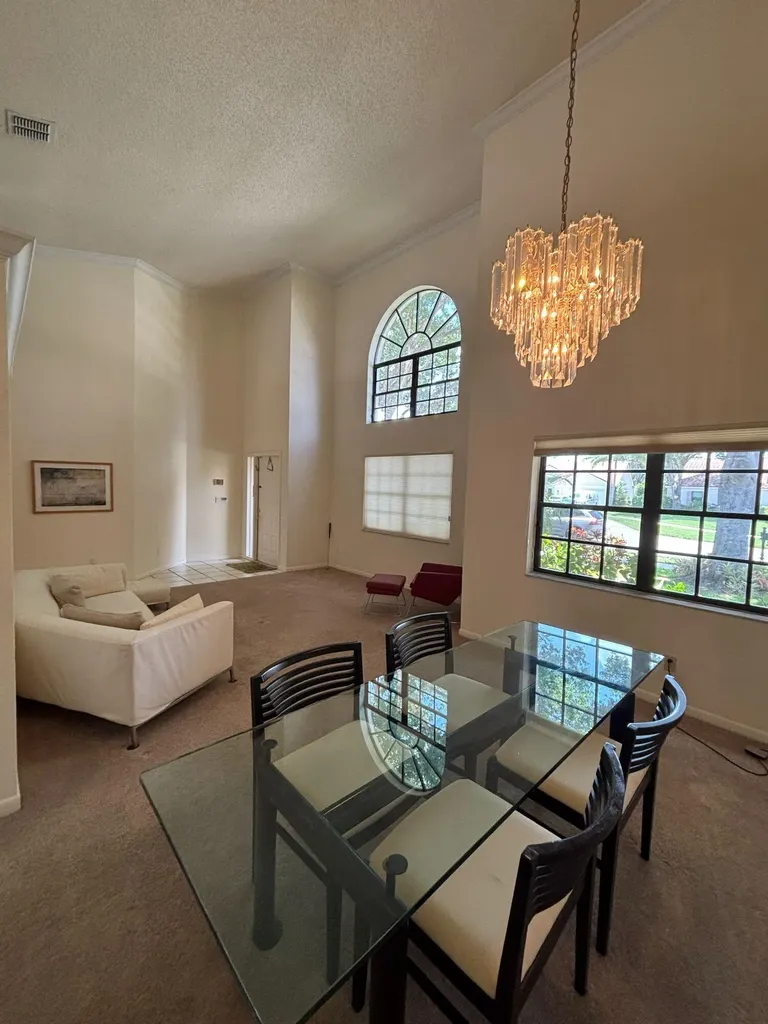 3145 Peachtree Way Davie FL 33328