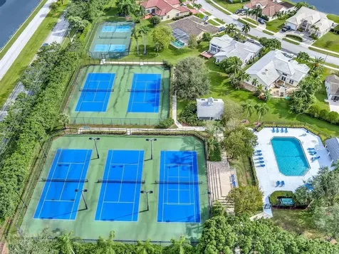 3145 Peachtree Way Davie FL 33328