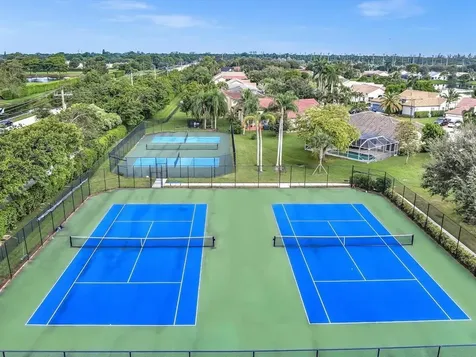 3145 Peachtree Way Davie FL 33328