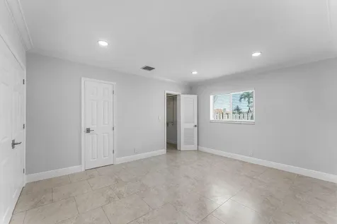 1525 SE 6th Street Deerfield Beach FL 33441
