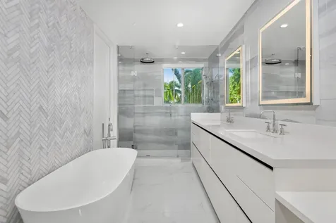 495 E Royal Palm Road Boca Raton FL 33432