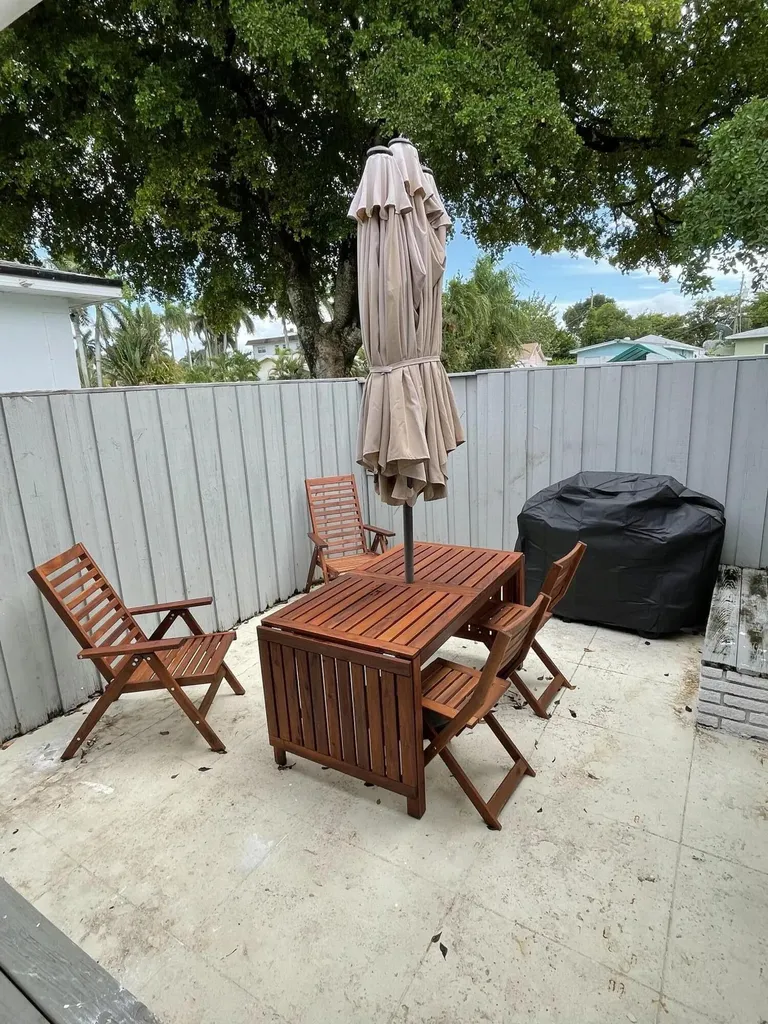 1401 N 16th Court Hollywood FL 33020