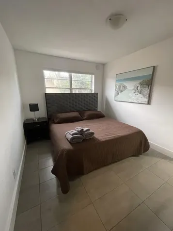 1401 N 16th Court Hollywood FL 33020