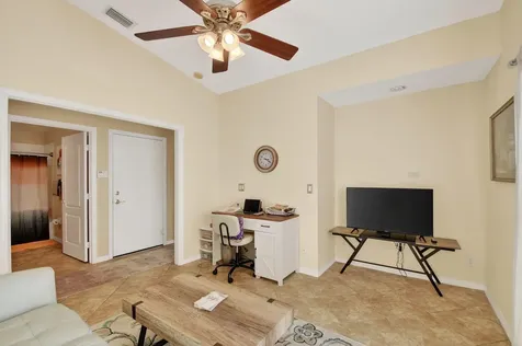 8536 Logia Circle Boynton Beach FL 33472