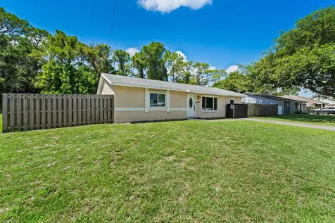 745 21st Street SW Vero Beach FL 32960