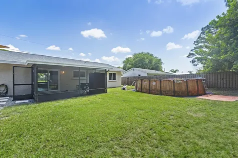 745 21st Street SW Vero Beach FL 32960