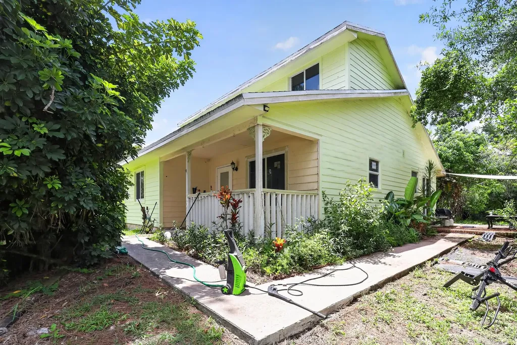 16393 E Mayfair Drive E The Acreage FL 33470