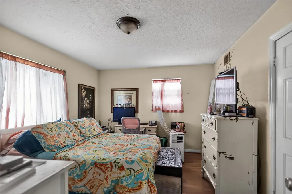16393 E Mayfair Drive E The Acreage FL 33470