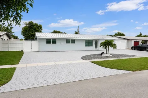 1316 SE 3rd Avenue Deerfield Beach FL 33441