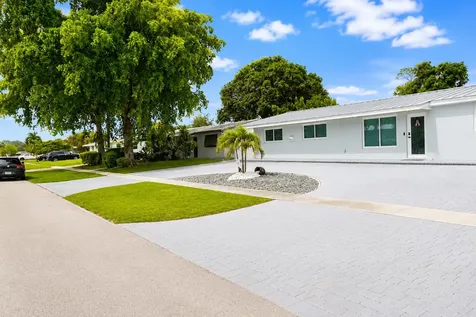 1316 SE 3rd Avenue Deerfield Beach FL 33441