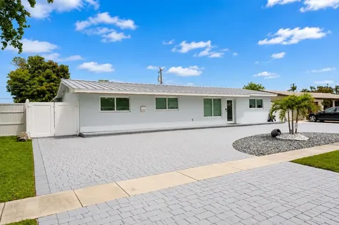 1316 SE 3rd Avenue Deerfield Beach FL 33441