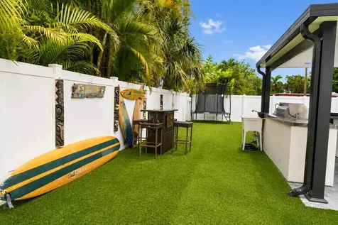 1316 SE 3rd Avenue Deerfield Beach FL 33441