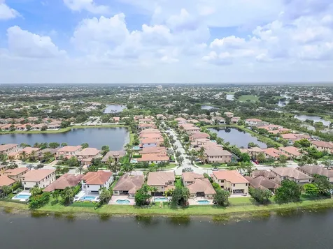 11525 NW 81st Place Parkland FL 33076