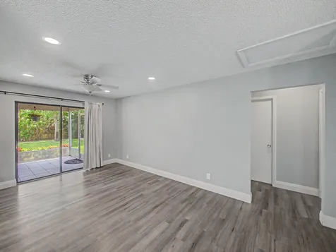 126 Chapel Lane Tequesta FL 33469