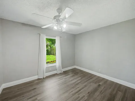 126 Chapel Lane Tequesta FL 33469