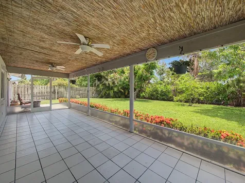 126 Chapel Lane Tequesta FL 33469