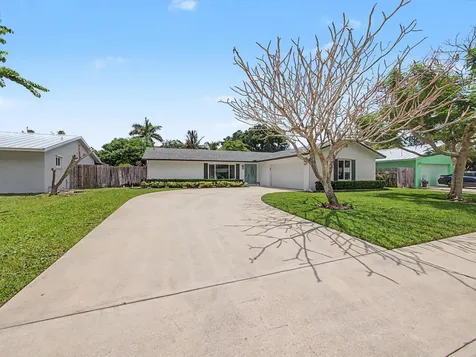 126 Chapel Lane Tequesta FL 33469