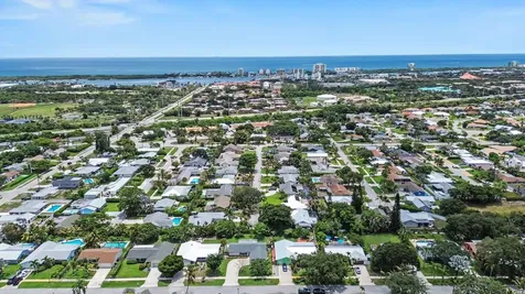 126 Chapel Lane Tequesta FL 33469