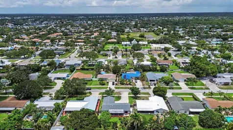 126 Chapel Lane Tequesta FL 33469