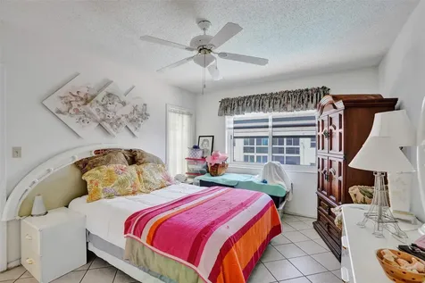 1461 S Ocean Boulevard Lauderdale By The Sea FL 33062