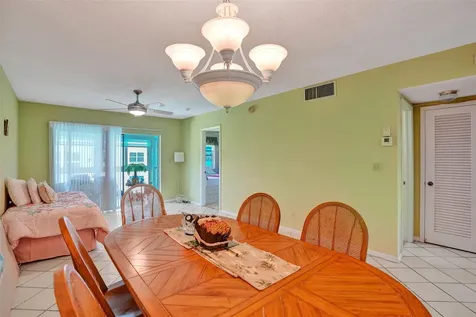 1461 S Ocean Boulevard Lauderdale By The Sea FL 33062