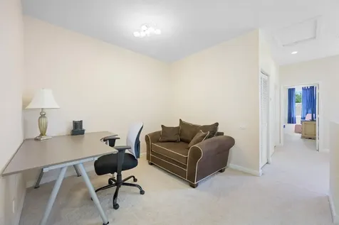 1384 Harbor View W Hollywood FL 33019