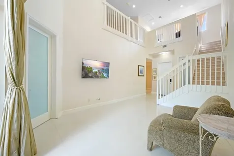 1384 Harbor View W Hollywood FL 33019