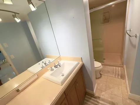 1 Las Olas Circle Fort Lauderdale FL 33316