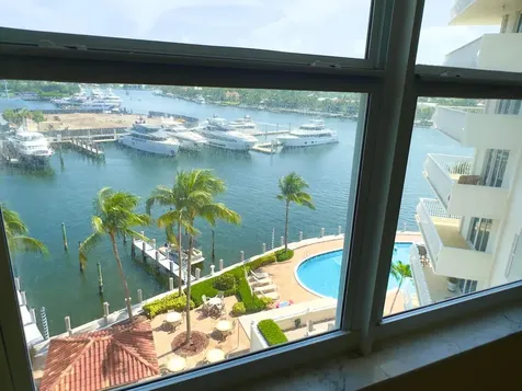 1 Las Olas Circle Fort Lauderdale FL 33316