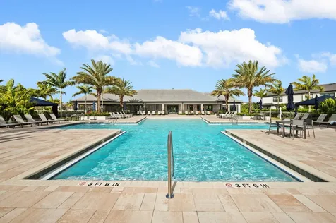 2387 Rollingwood Court Oakland Park FL 33309
