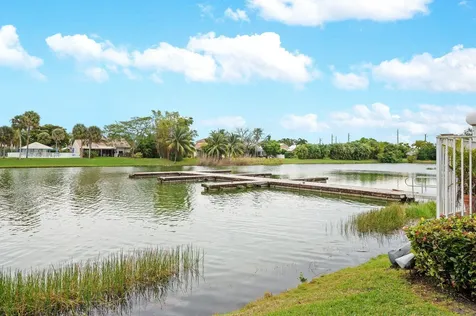 2387 Rollingwood Court Oakland Park FL 33309