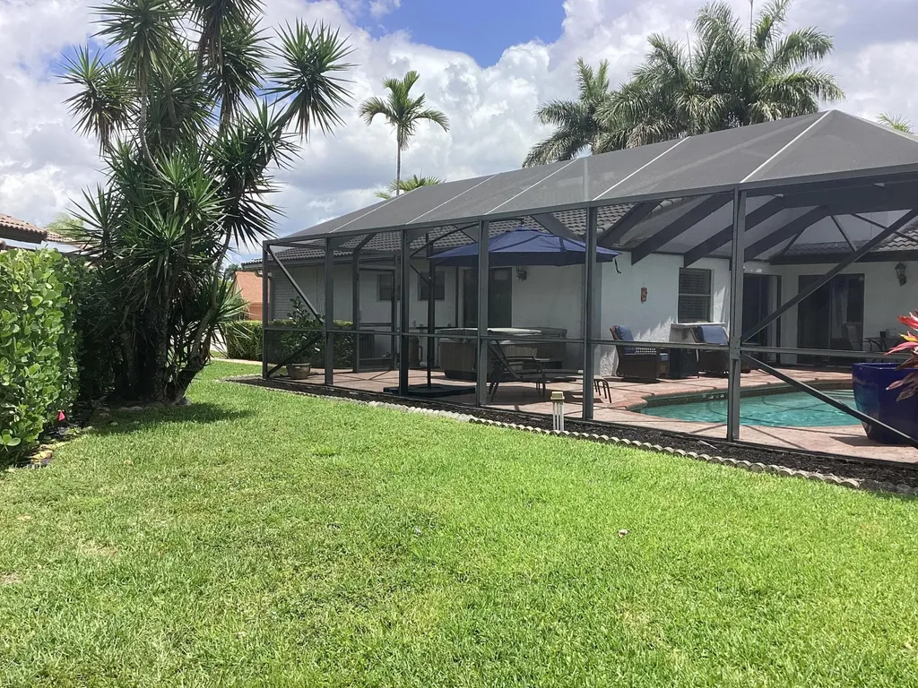 10496 Augusta Court Boca Raton FL 33498