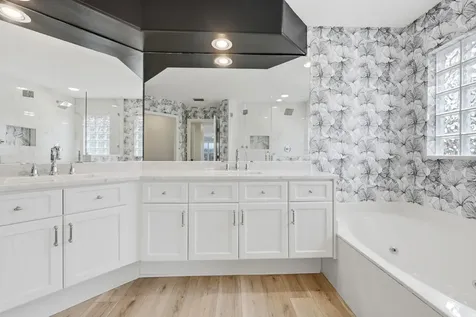 2 Monterey Pointe Drive Palm Beach Gardens FL 33418