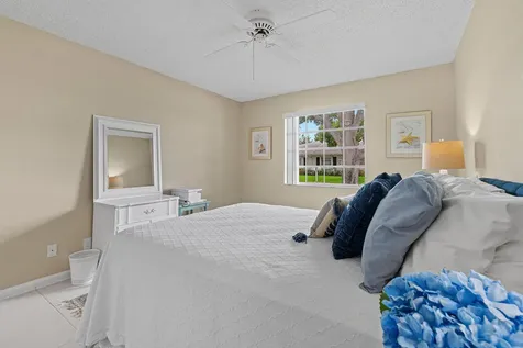 10098 S 40th Drive S Boynton Beach FL 33436