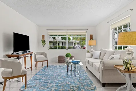 10098 S 40th Drive S Boynton Beach FL 33436