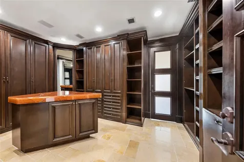 2430 Castilla Isle Fort Lauderdale FL 33301