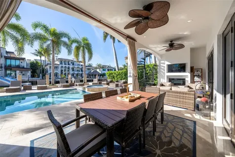 2430 Castilla Isle Fort Lauderdale FL 33301