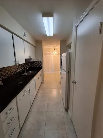 899 Riverside Drive Coral Springs FL 33071