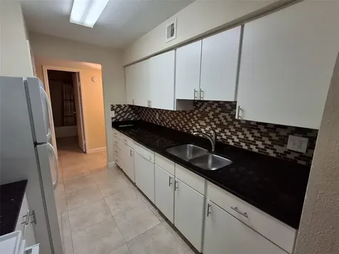 899 Riverside Drive Coral Springs FL 33071
