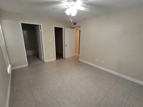 899 Riverside Drive Coral Springs FL 33071