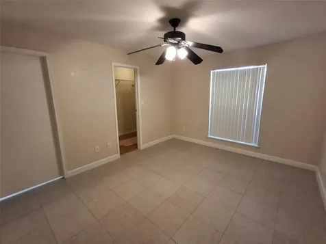 899 Riverside Drive Coral Springs FL 33071