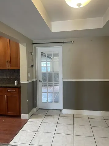 341 NW 52nd Oakland Park FL 33309