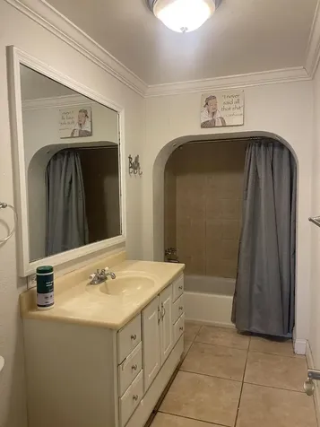 341 NW 52nd Oakland Park FL 33309
