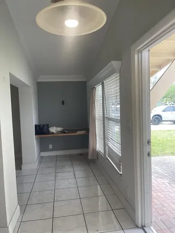 341 NW 52nd Oakland Park FL 33309