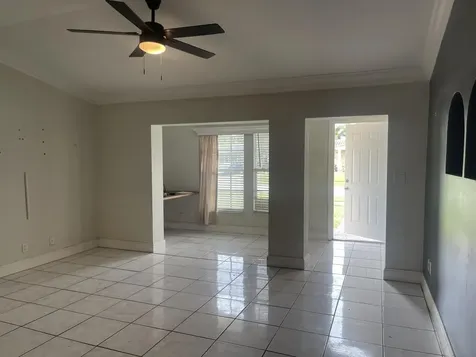 341 NW 52nd Oakland Park FL 33309