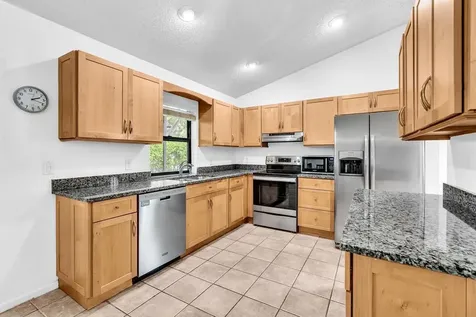 425 Shadow Wood Lane Coral Springs FL 33071