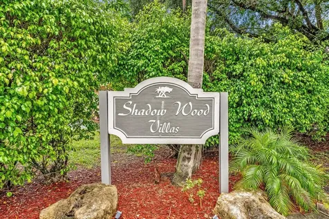 425 Shadow Wood Lane Coral Springs FL 33071
