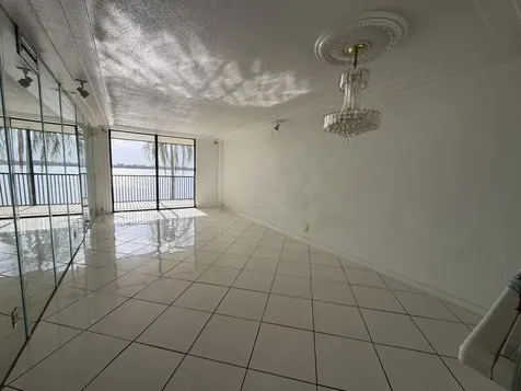 112 Lake Emerald Drive Oakland Park FL 33309